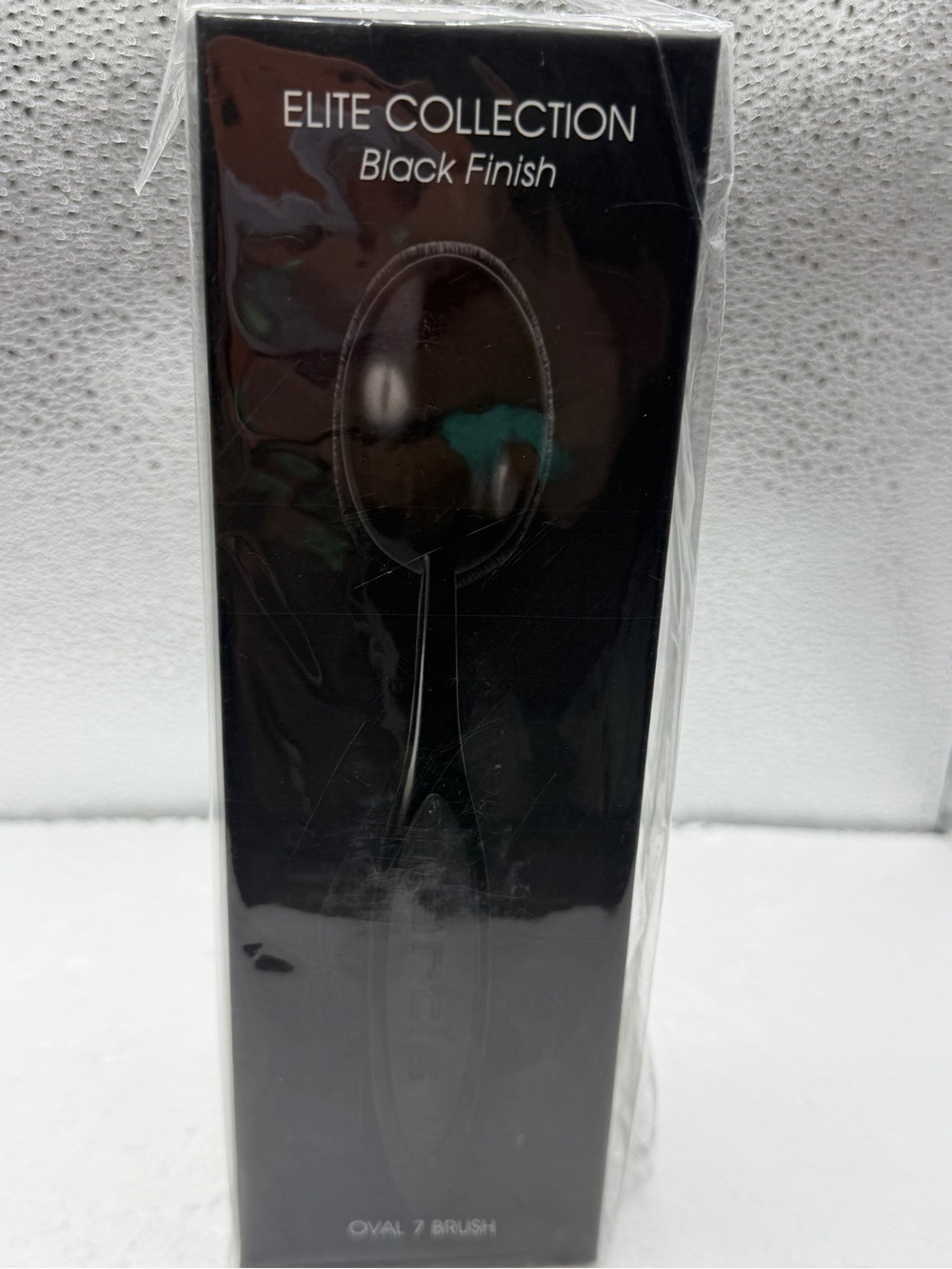 Artis Elite Collection Oval 7 Brush - Black Finish